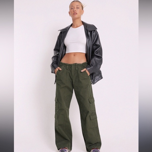 motel Pants - Motel Green Utility Cargo Pants | Size XS | Y2K Vibes Wide Leg